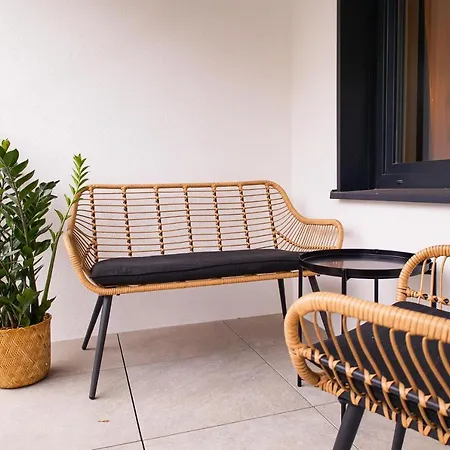 Apartamento Jezyce Good Place Free Parking