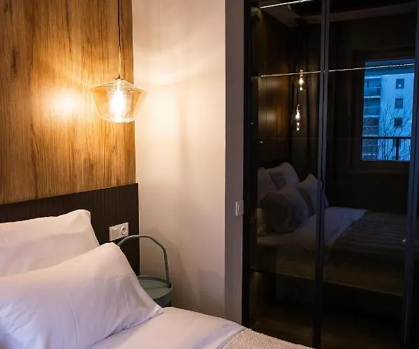 Apartamento Jezyce Good Place Free Parking *